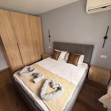 The Loft Apartment Fushe-Arrez
